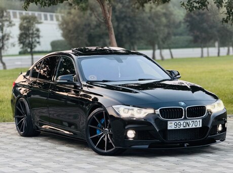 BMW 330 2017
