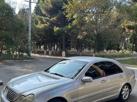 Mercedes C 220 2003
