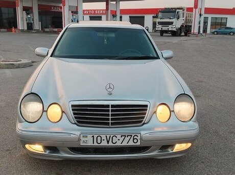 Mercedes E 280