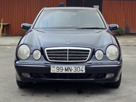 Mercedes E 220 2000