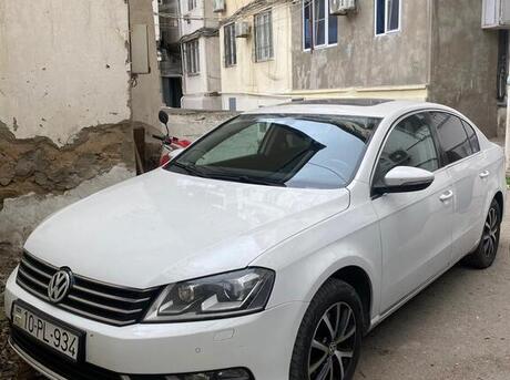 Volkswagen Passat 2012