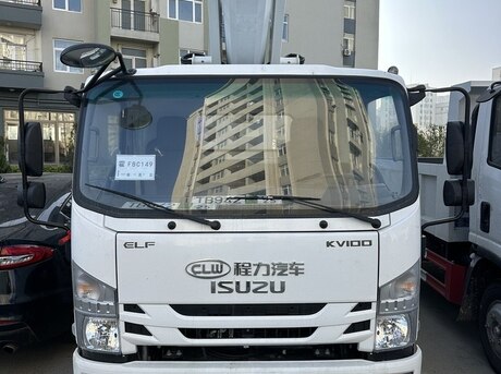 Isuzu ELF