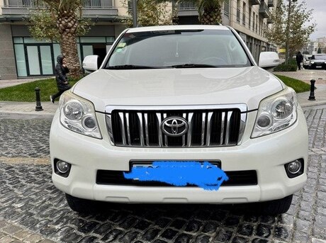 Toyota Land Cruiser Prado 2010