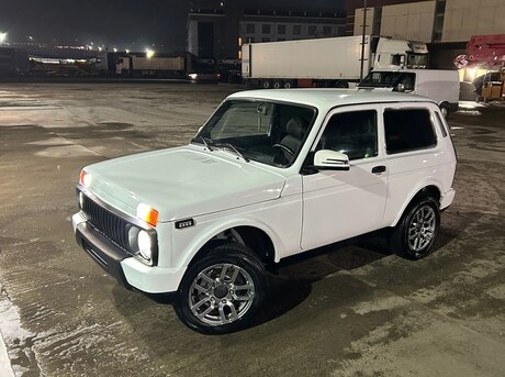 LADA (VAZ) Niva 2013