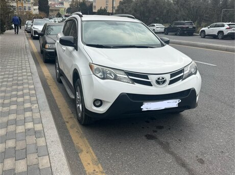 Toyota RAV4 2015