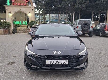 Hyundai Elantra 2023