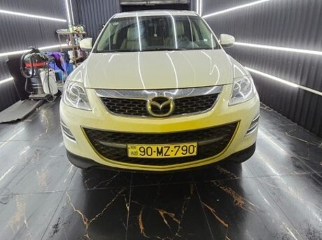 Mazda CX-9 2011