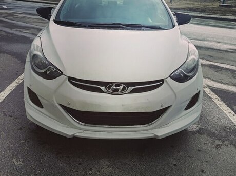 Hyundai Elantra 2011