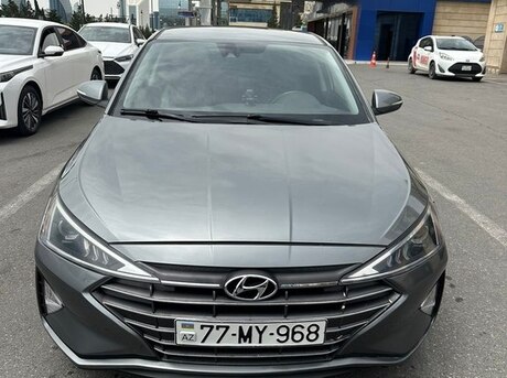 Hyundai Elantra 2019