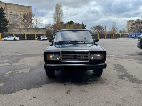 LADA (VAZ) 2107