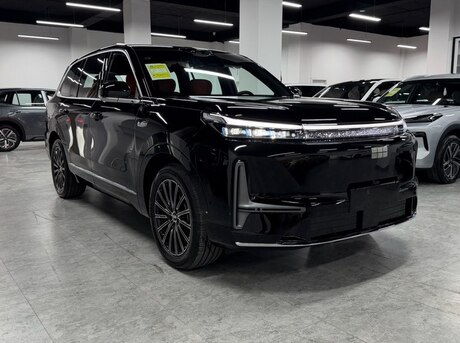 Geely Galaxy M9