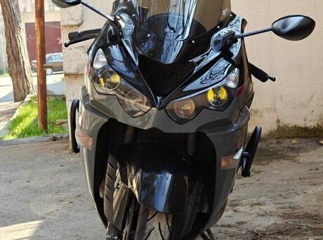 Kawasaki Ninja ZX-14