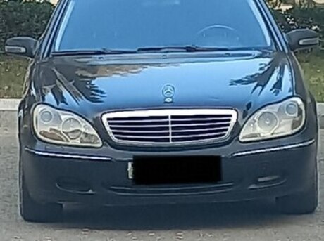 Mercedes S 320
