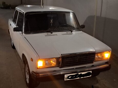 LADA (VAZ) 2107