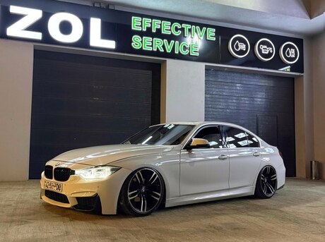 BMW 328 2015