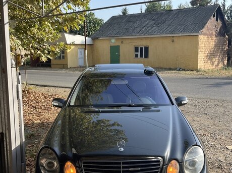 Mercedes E 320 2003