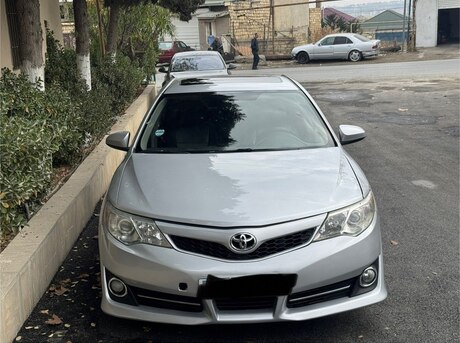 Toyota Camry 2011