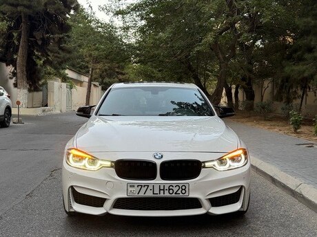 BMW 320 2013
