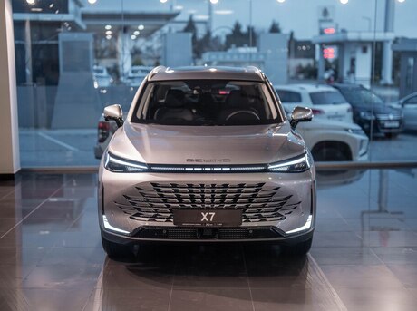 Baic X7