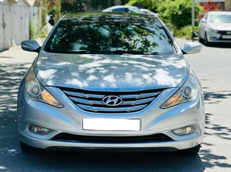 Hyundai Sonata 2012