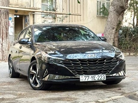 Hyundai Elantra 2022