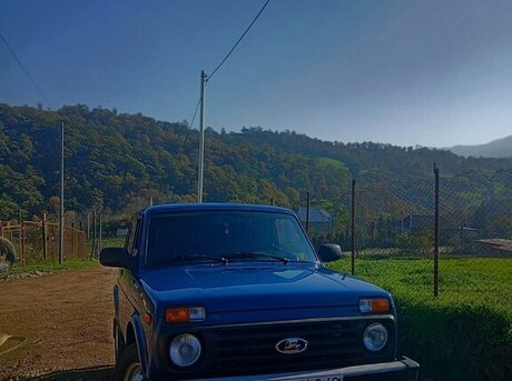 LADA (VAZ) Niva 2017