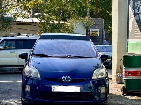 Toyota Prius 2012