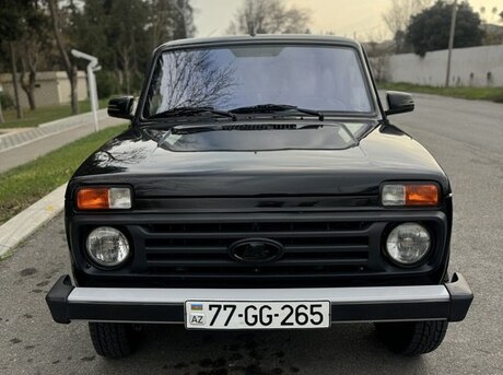 LADA (VAZ) Niva 2017