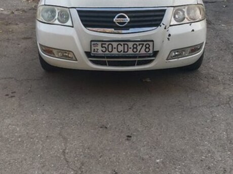 Nissan Sunny 2010