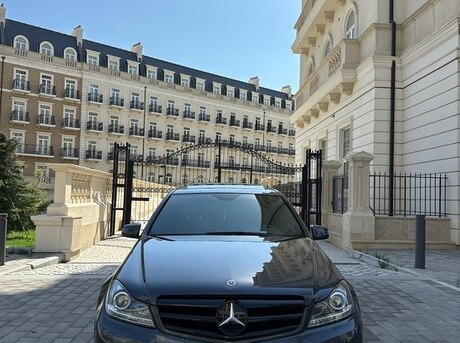 Mercedes C 250