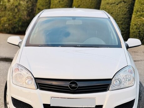 Opel Astra 2009