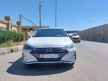 Hyundai Elantra 2019