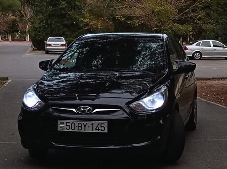 Hyundai Accent 2011