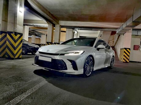 Toyota Camry 2025
