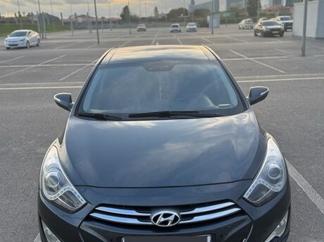 Hyundai i40 2012