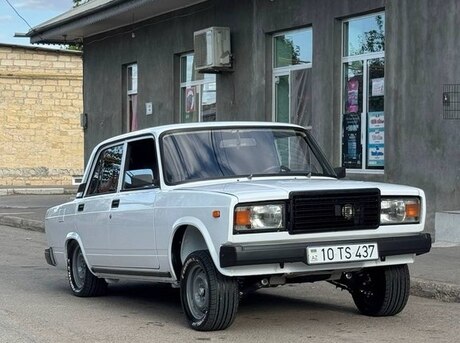 LADA (VAZ) 2107