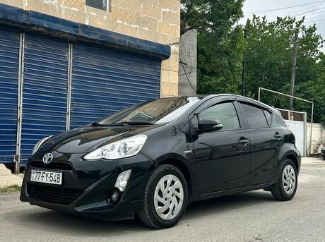 Toyota Prius C 2015
