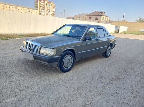 Mercedes 190 1992