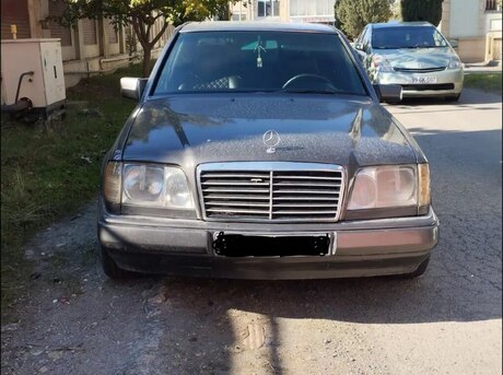 Mercedes E 220 1995
