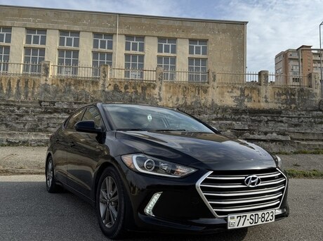 Hyundai Elantra 2017