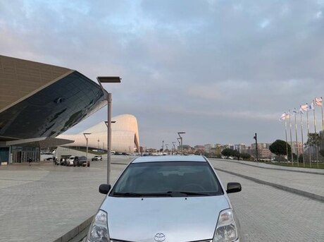 Toyota Prius 2006