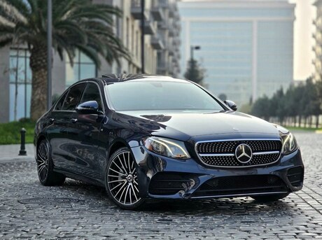 Mercedes E 300 4MATIC 2016