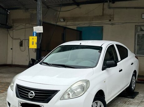 Nissan Sunny 2014