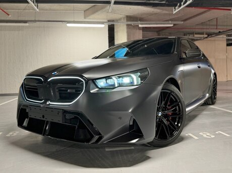 BMW M5
