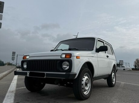 LADA (VAZ) Niva 2012