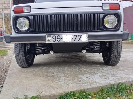 LADA (VAZ) Niva 2015