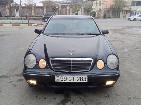 Mercedes E 270 2000