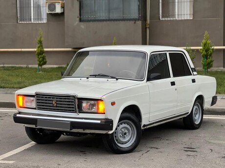 LADA (VAZ) 2107 2010