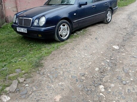 Mercedes E 200 1998