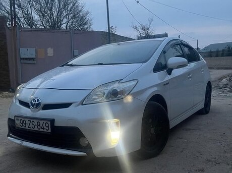 Toyota Prius 2012